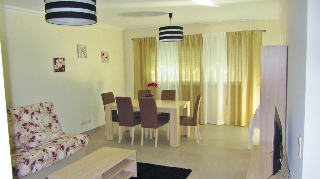 Apartamentos Patio Da Aldeia Armação de Pêra Exterior foto