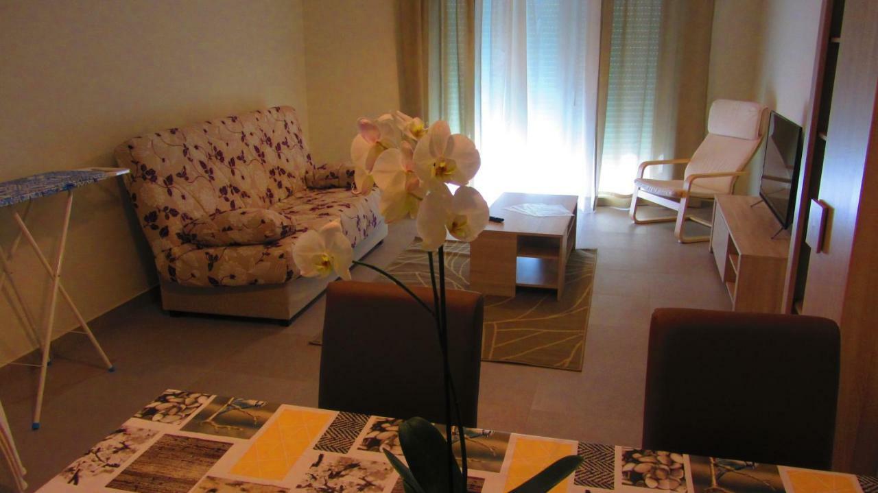 Apartamentos Patio Da Aldeia Armação de Pêra Exterior foto
